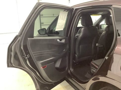 Used 2023 Ford Escape ST-Line w/ Tech Pack #1 AWD/4WD image 13
