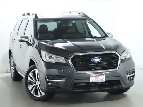 Used 2020 Subaru Ascent Touring w/ Popular Package #3 AWD/4WD image 2