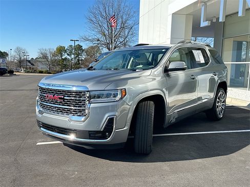 Used 2023 GMC Acadia Denali w/ Denali Ultimate Package image 2