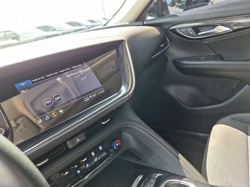 Used 2022 Buick Envision Preferred w/ Sport Touring Package FWD image 27