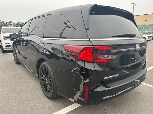Used 2025 Honda Odyssey Sport-L image 3