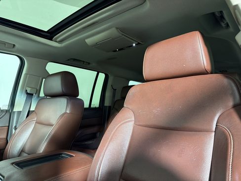 Used 2015 Chevrolet Suburban LTZ AWD/4WD image 9