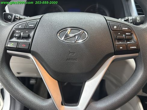 Used 2018 Hyundai Tucson SE AWD/4WD image 22