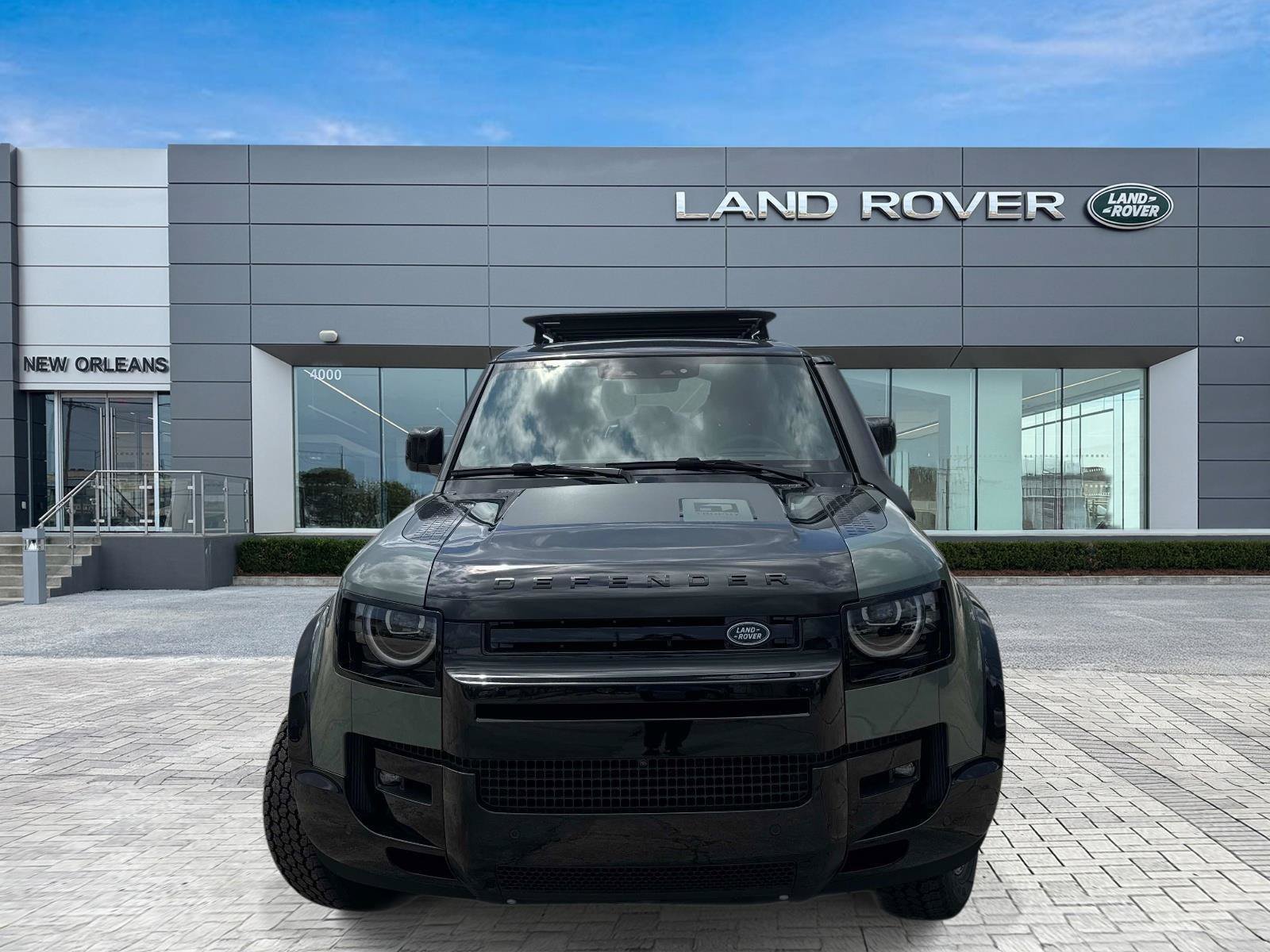 New 2026 Land Rover Defender 110 AWD/4WD image 4