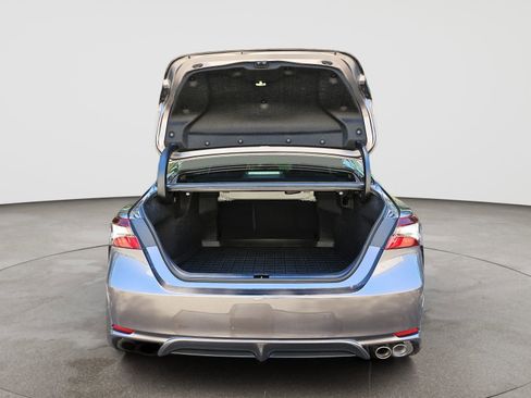 Used 2023 Toyota Camry SE FWD image 14