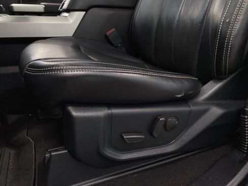 Used 2020 Ford F250 Lariat w/ Lariat Ultimate Package AWD/4WD image 14