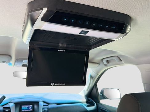 Used 2015 Chevrolet Suburban LS AWD/4WD image 28