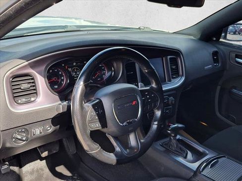 Used 2020 Dodge Charger R/T w/ Blacktop Package RWD image 10