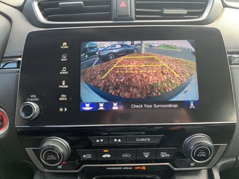 Used 2021 Honda CR-V Touring image 25