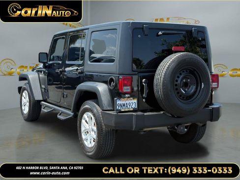 Used 2017 Jeep Wrangler Unlimited Sport w/ Quick Order Package 24S AWD/4WD image 7