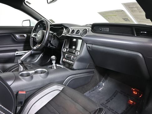 Used 2020 Ford Mustang GT Premium w/ GT Performance Package RWD image 15