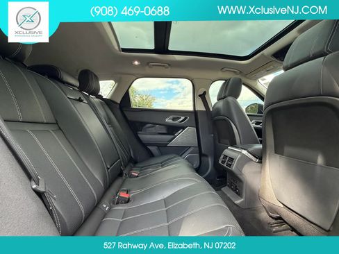 Used 2018 Land Rover Range Rover Velar R-Dynamic SE AWD/4WD image 24