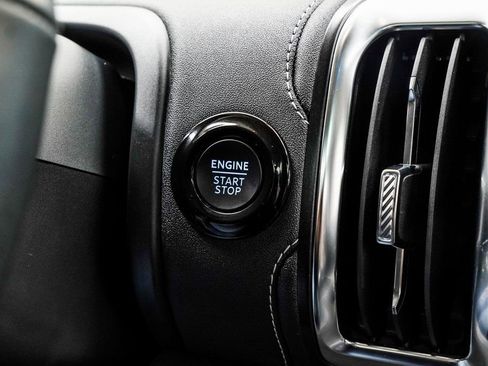 Used 2025 Ford Expedition Platinum image 24