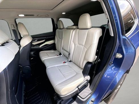 Used 2020 Subaru Ascent Limited w/ Technology Package AWD/4WD image 25