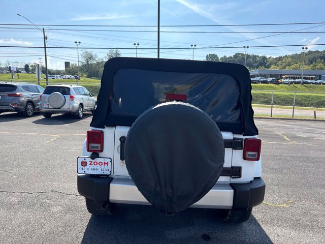 Used 2014 Jeep Wrangler Unlimited Sahara w/ Max Tow Package AWD/4WD image 7
