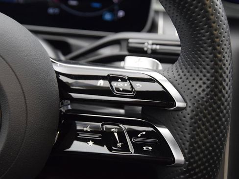 Certified 2024 Mercedes-Benz C 300 4MATIC Sedan image 24