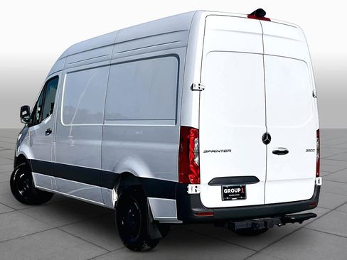 New 2025 Mercedes-Benz Sprinter 2500 image 12