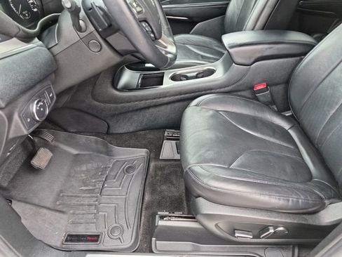 Used 2015 Lincoln MKC FWD w/ Equipment Group 102A Reserve image 31