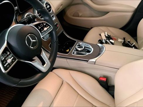 Used 2021 Mercedes-Benz C 300 Sedan image 8