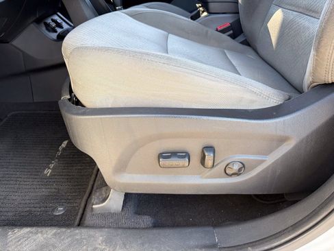 Used 2017 Hyundai Santa Fe Sport FWD image 22