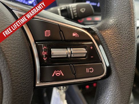 Used 2024 Kia Forte LXS FWD image 29