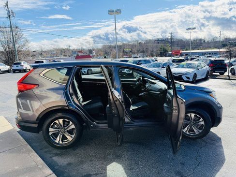 Used 2019 Honda CR-V LX image 14