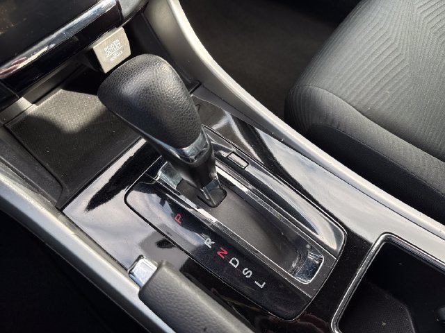 Used 2016 Honda Accord LX image 27