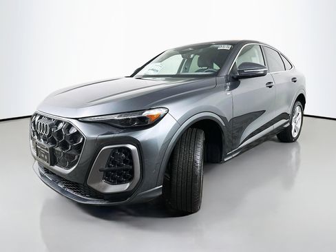 New 2025 Audi Q5 Premium Plus image 3