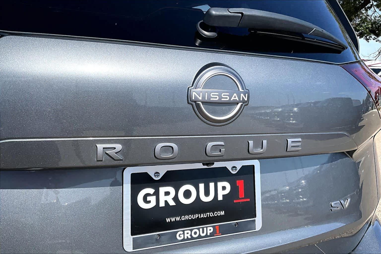 Used 2024 Nissan Rogue SV FWD image 33