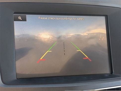 Used 2014 Lincoln MKT FWD image 23