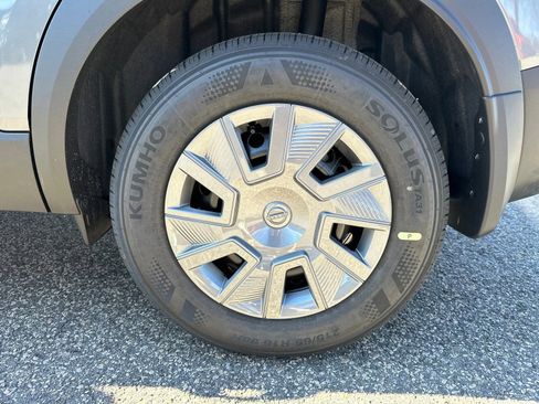 New 2026 Nissan Kicks S FWD image 19