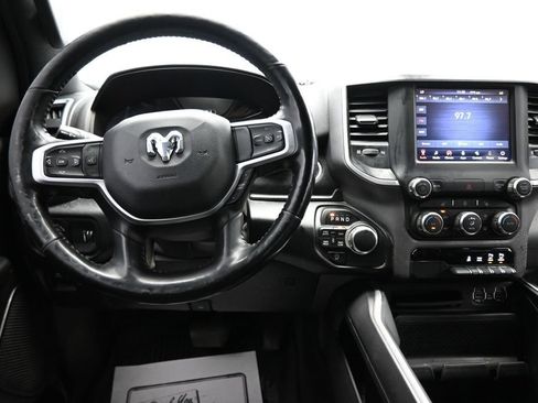 Used 2020 RAM 1500 Big Horn AWD/4WD image 14