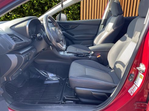 Used 2019 Subaru Crosstrek 2.0i Premium image 6