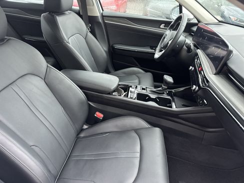 Used 2025 Kia K5 EX FWD image 13