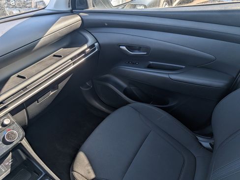 Certified 2025 Hyundai Tucson SEL image 11