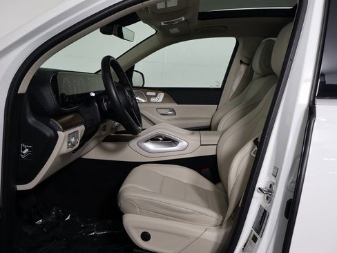 Certified 2025 Mercedes-Benz GLS 450 4MATIC image 10