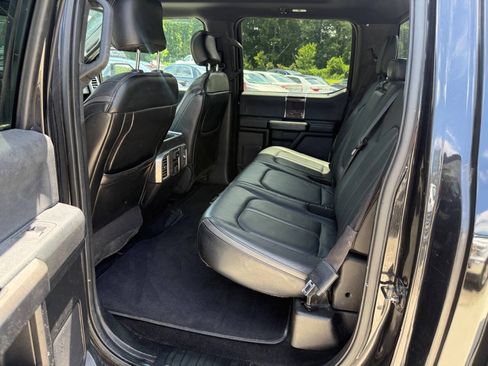 Used 2015 Ford F150 Platinum w/ Equipment Group 701A Luxury AWD/4WD image 20