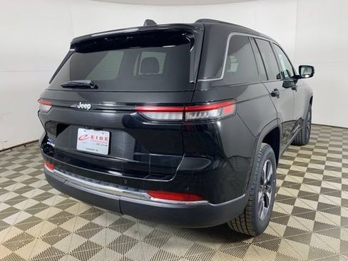 Used 2024 Jeep Grand Cherokee Limited 4xe AWD/4WD image 15