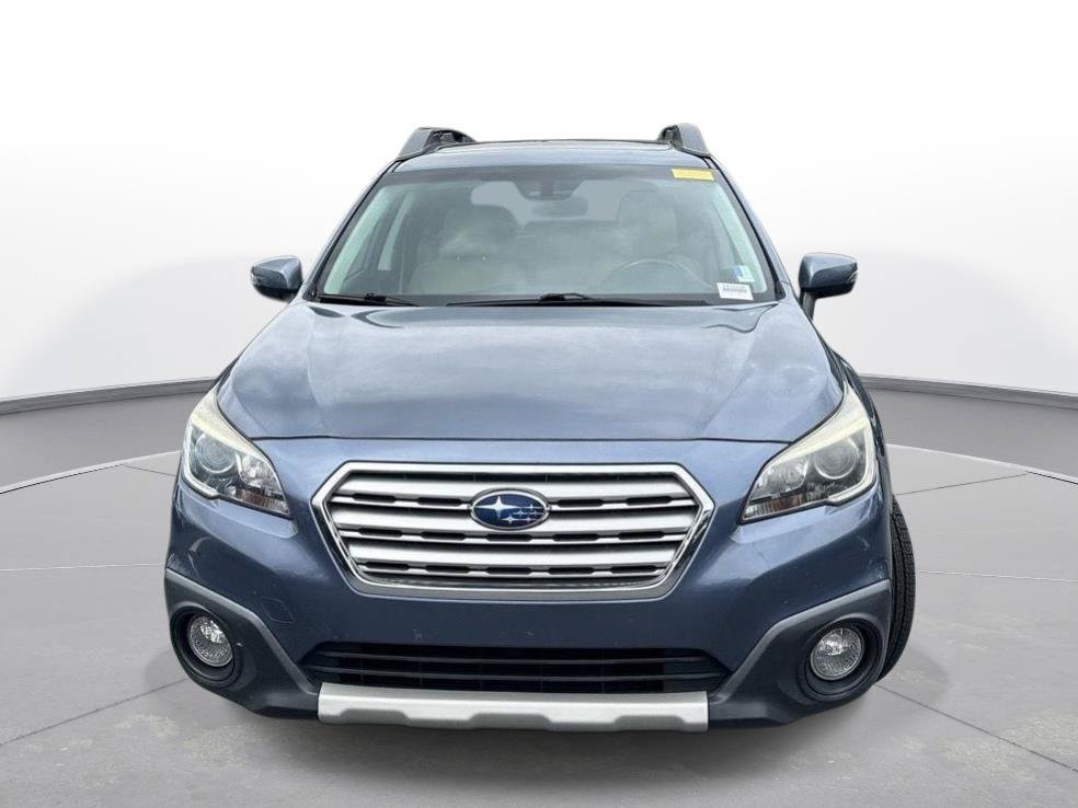 Used 2017 Subaru Outback 2.5i Limited AWD/4WD image 3