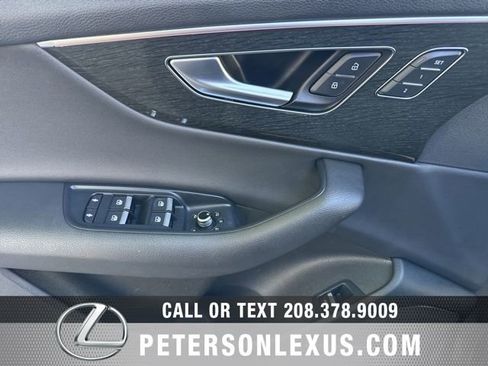 Used 2020 Audi Q7 3.0T Prestige AWD/4WD image 23