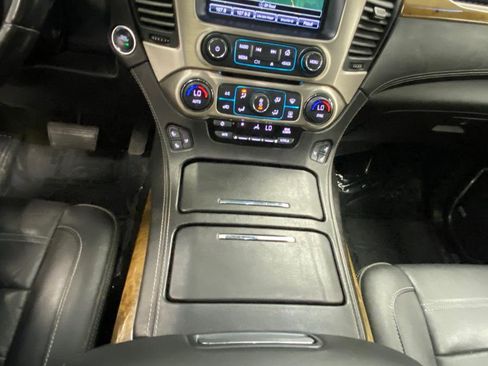 Used 2017 GMC Yukon Denali w/ Open Road Package image 27