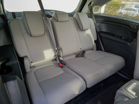 Used 2024 Honda Odyssey Elite image 34