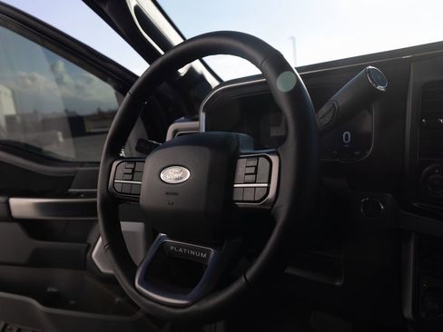 Used 2025 Ford F350 Platinum AWD/4WD image 46