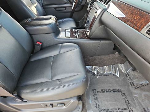 Used 2013 GMC Yukon Denali image 22