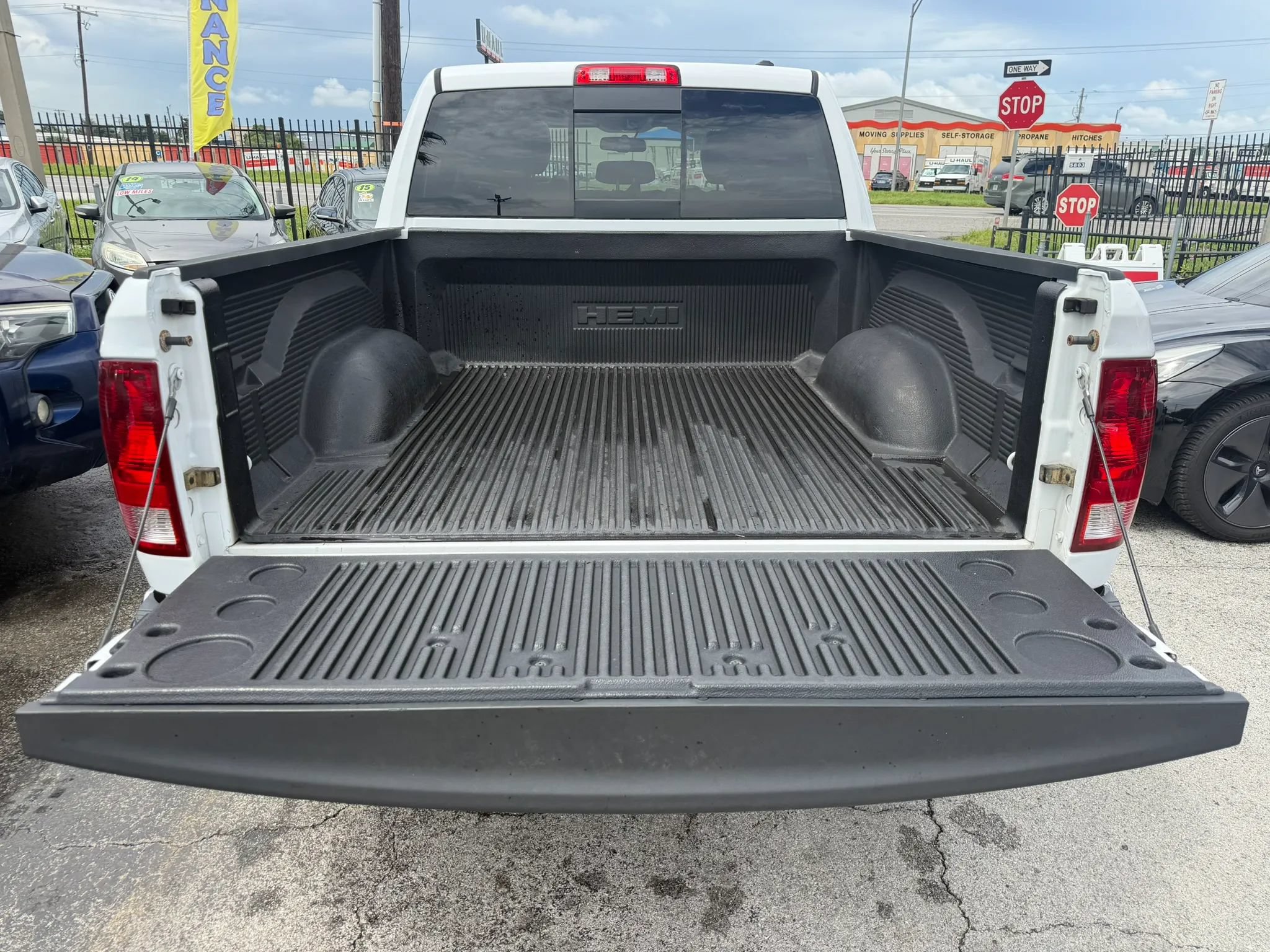 Used 2012 RAM 1500 Laramie RWD image 16