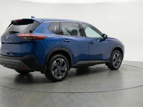Used 2025 Nissan Rogue SV FWD image 9