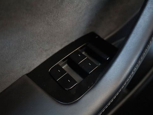 Used 2018 Tesla Model 3 Long Range RWD image 34