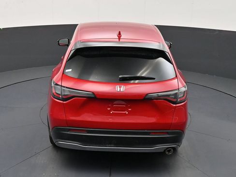 Used 2025 Honda HR-V Sport image 14