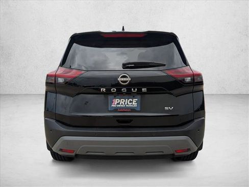 Used 2023 Nissan Rogue SV FWD image 7