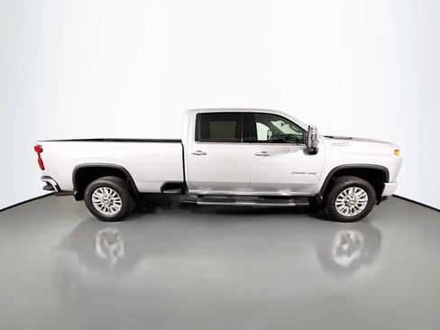 Used 2022 Chevrolet Silverado 3500 High Country w/ Z71 Off-Road Package AWD/4WD image 8